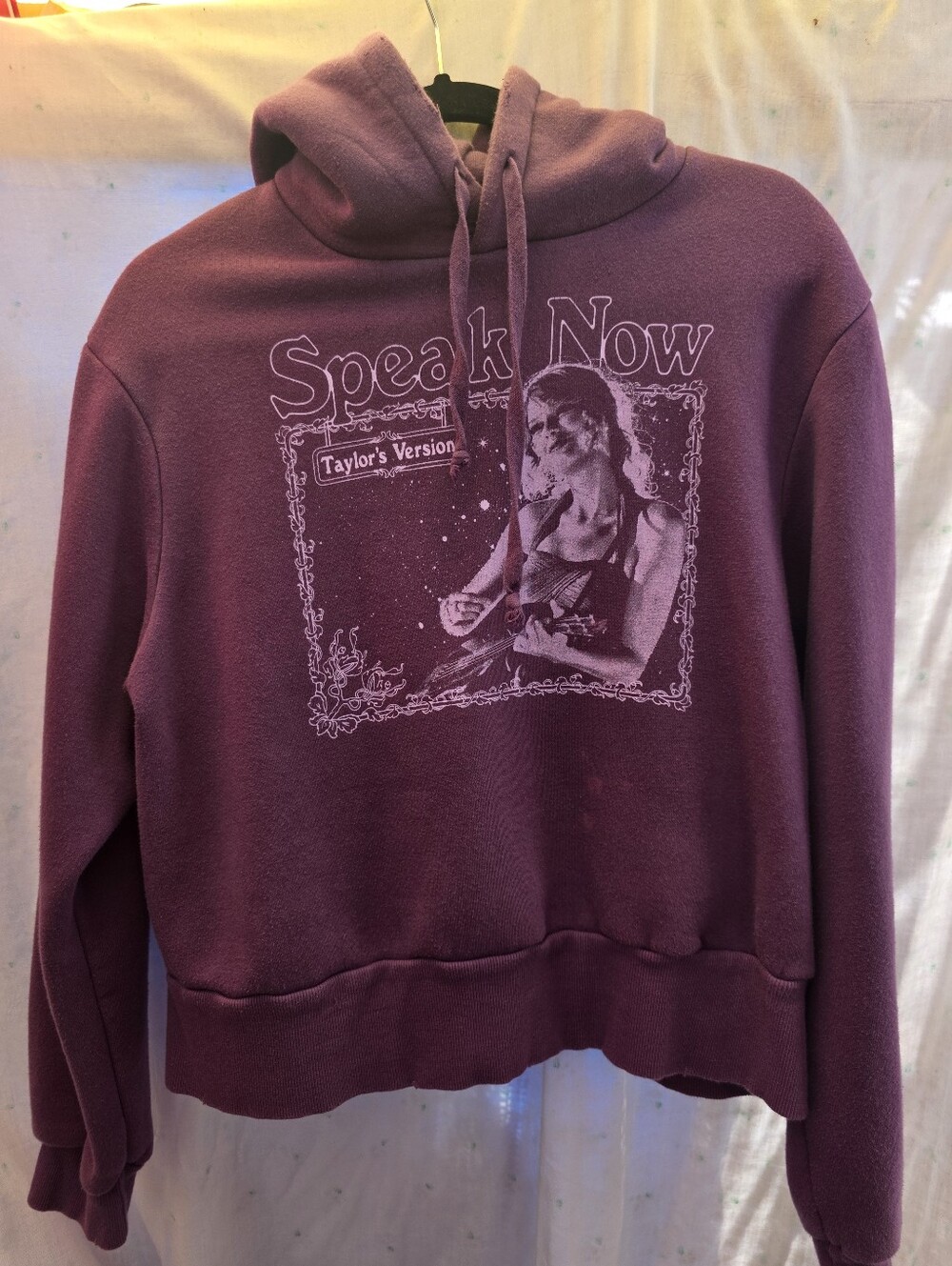 Official Taylor Swift Speak Now TV The Story Of Us Purple Crop Hoodie Sz Medium